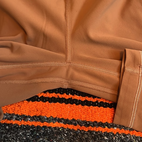 Lululemon camel double lined align 28 - Picture 3 of 5